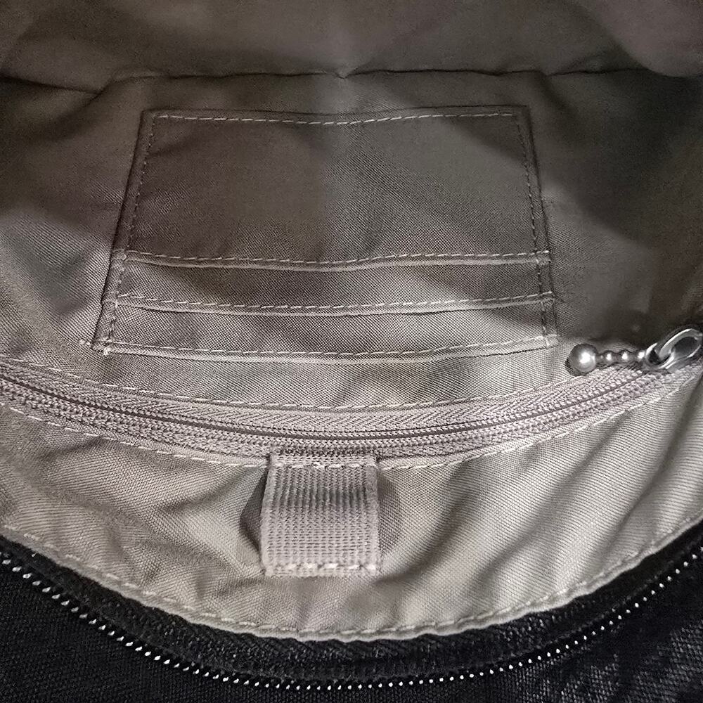 Baggallini Black Flip Zip Multi Compartment Crossbody Purse - Picture 4 of 9